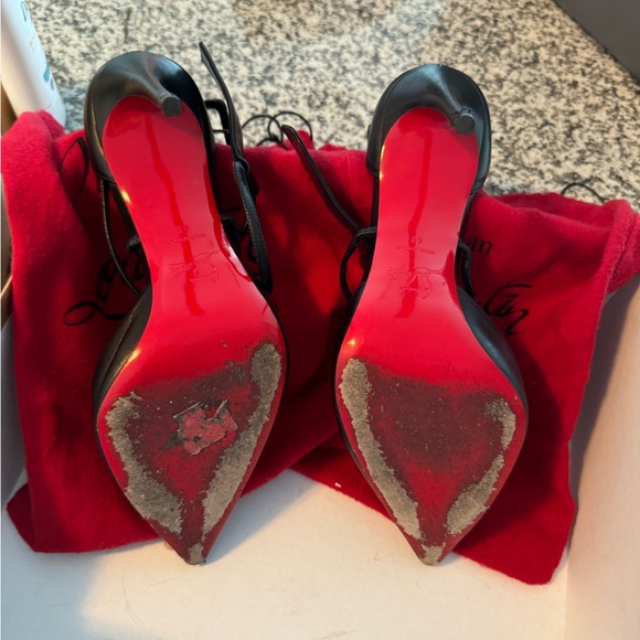 Christian Louboutin Shiny Nappa Suzanna 100 pumps - Picture 7 of 7